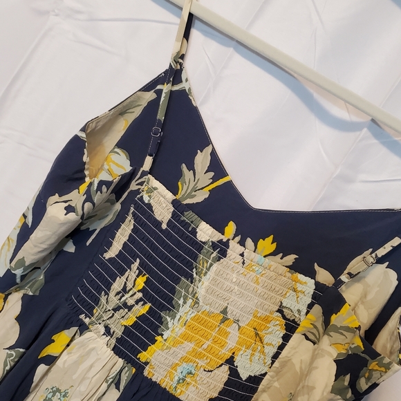 GAP Fit and Flare Sundress Size Large - Picture 3 of 7